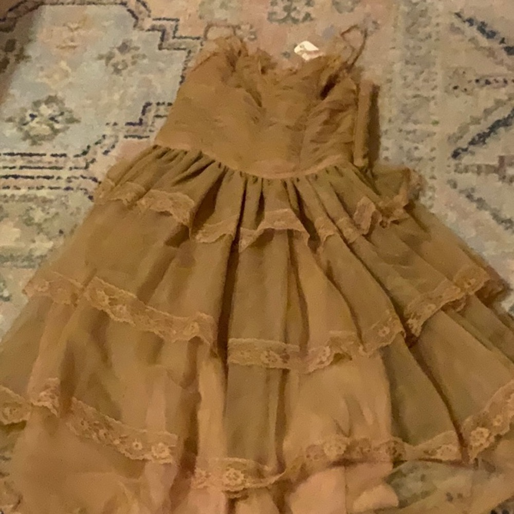 If you’re going to party get this dress, it’s the best dress to dance in